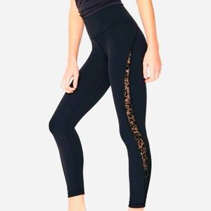 Lululemon Meant To Move 7/8 Leggings in flocked floral